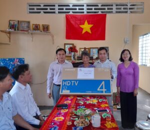 Dai Long Electric Wire and Cable Manufacturing and Trading Co., Ltd awarded 2 charity houses in Tan Thanh district – Long An province